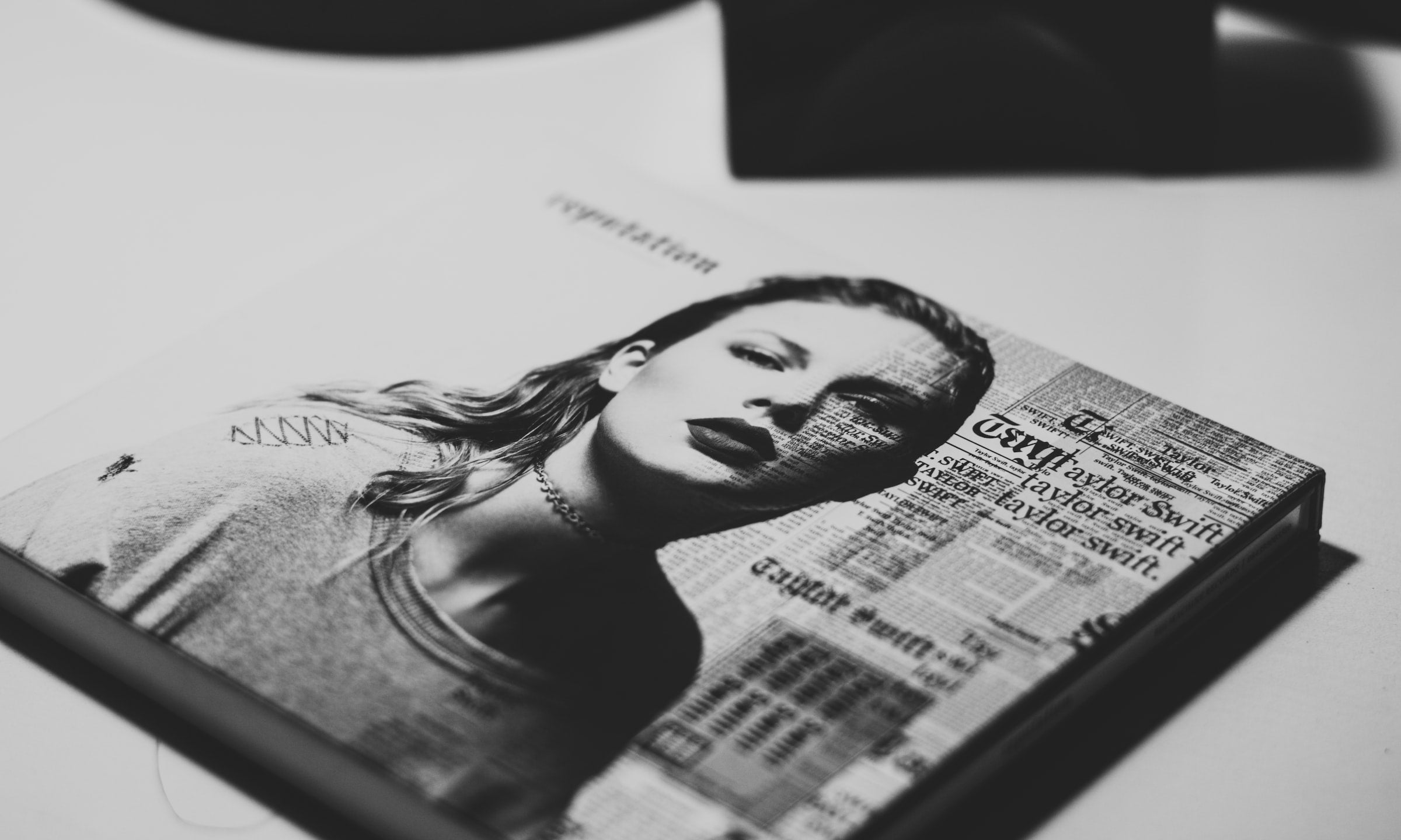 Mastering for Pop Music: Techniques for Creating a Modern and Commercial Sound