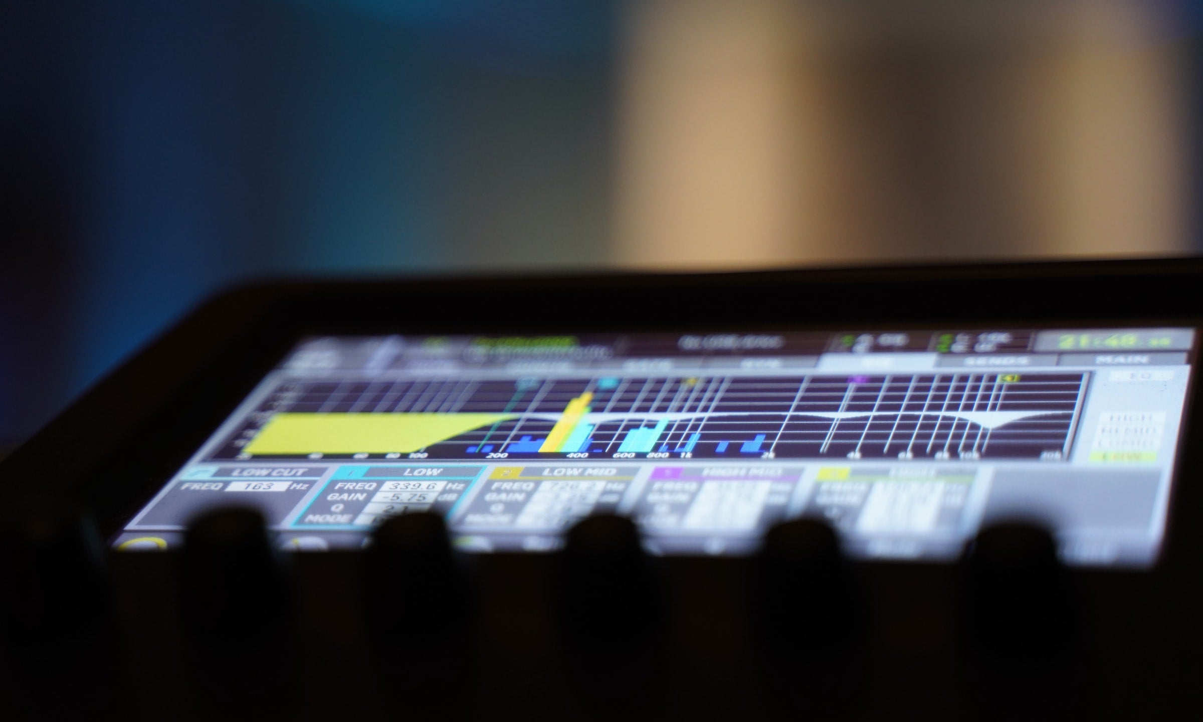 The Importance of EQ in Mastering: How to use EQ to shape the sound of your tracks