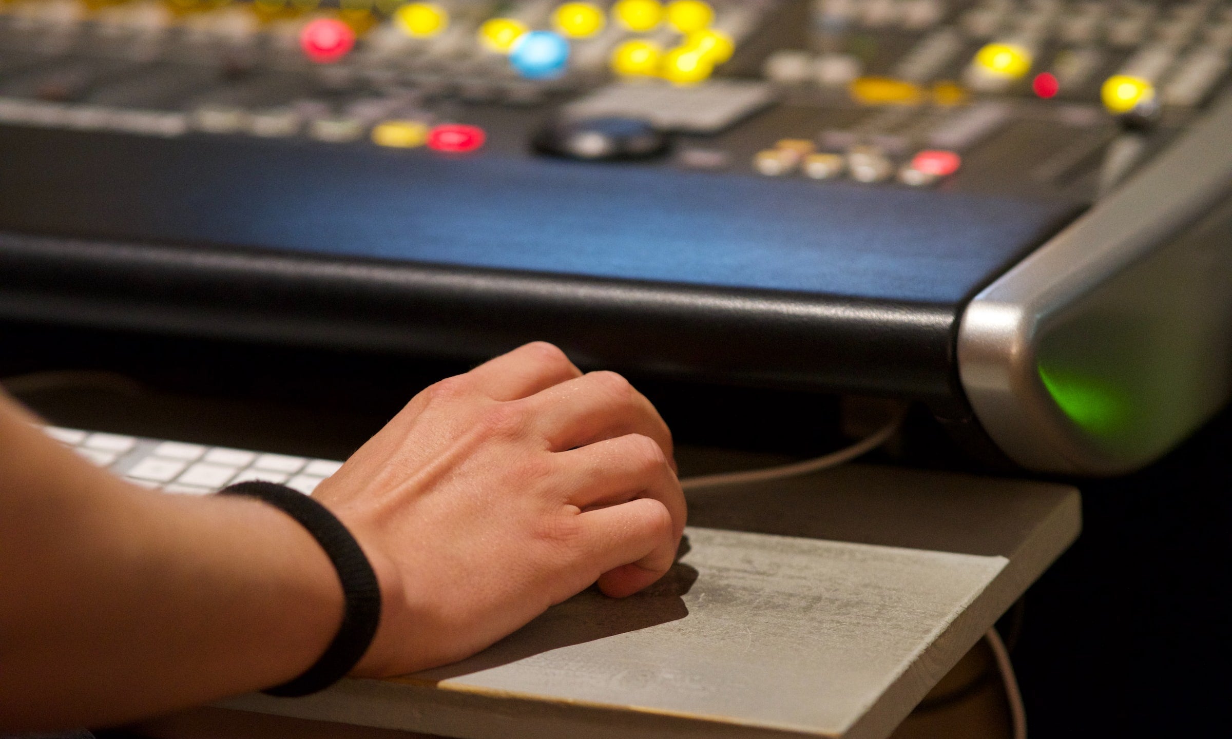Mastering Made Easy: How to Find the Right Engineer for Your Music
